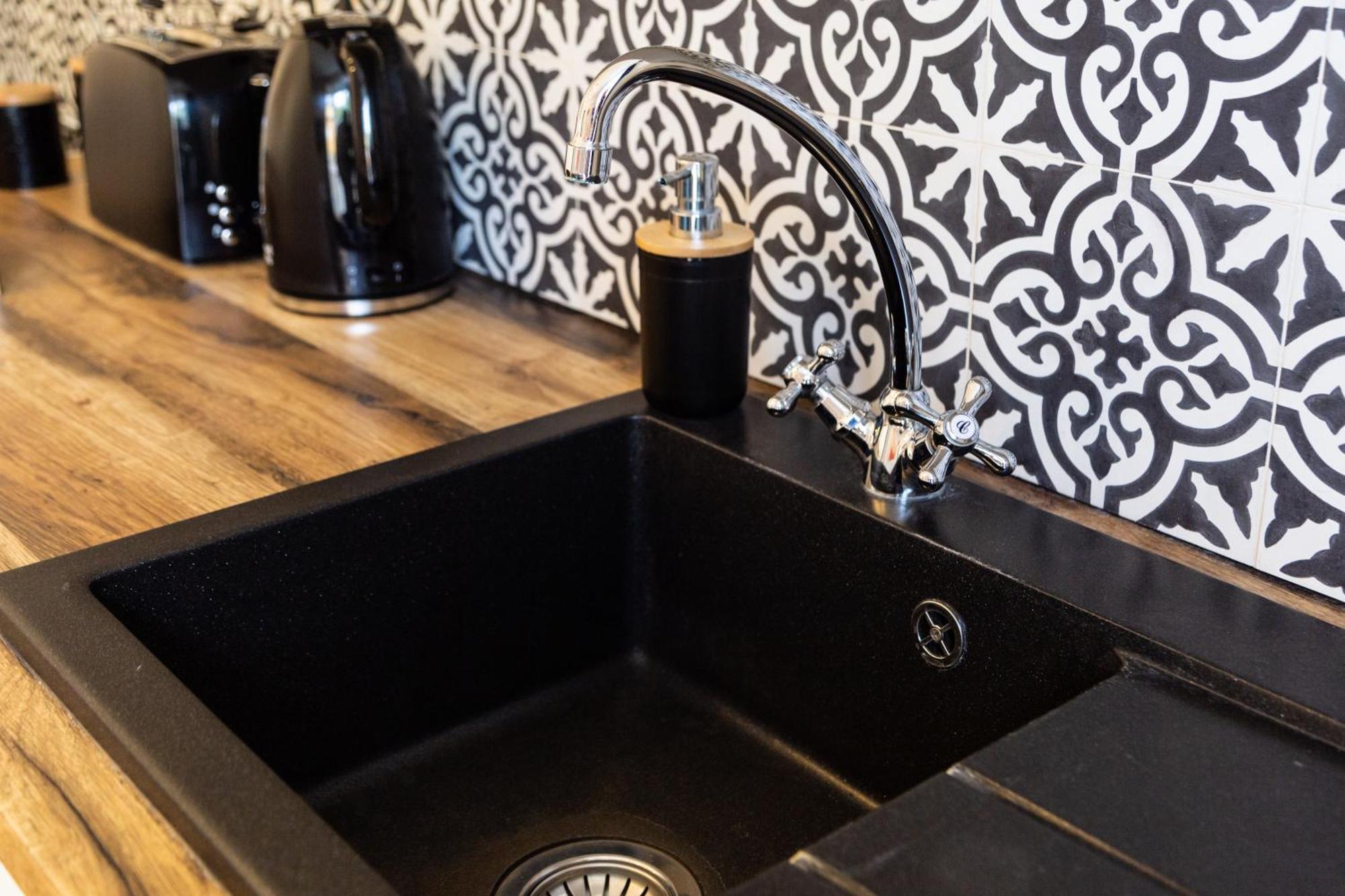 Art Home Eger Bagian luar foto